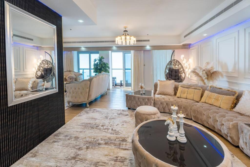87 Floor Penthouse Full Sea View 5 Bhk Apartment