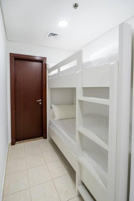87 Floor Penthouse Full Sea View 5 Bhk Apartment Dubai