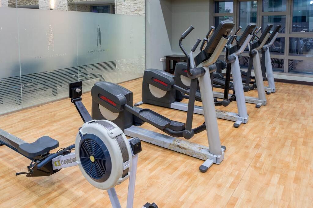 87 Floor Penthouse Full Sea View 5 Bhk * Dubai
