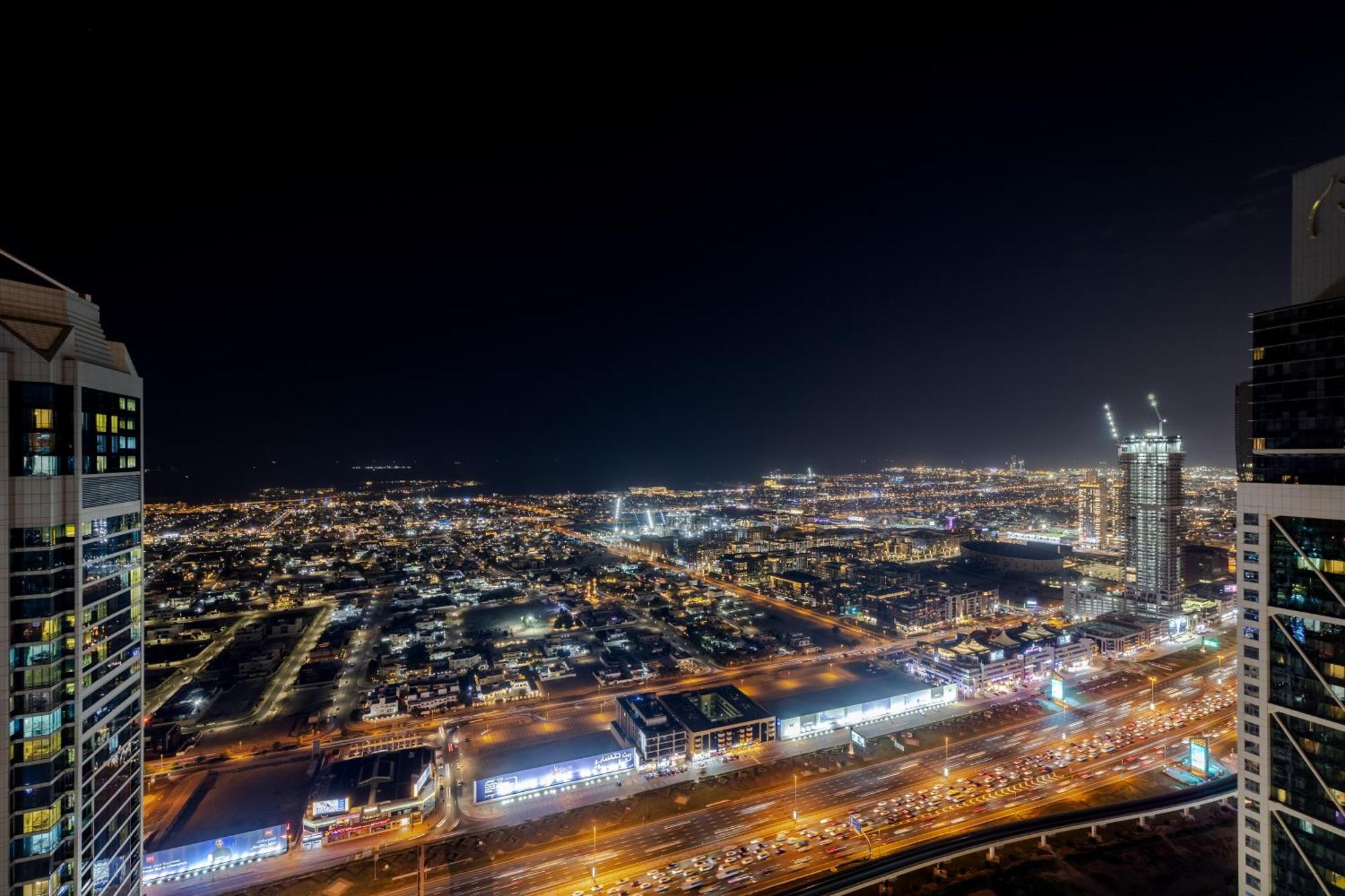 64th Floor Skyline Pool With Burj Khalifa View In Paramount Midtown Appartement *