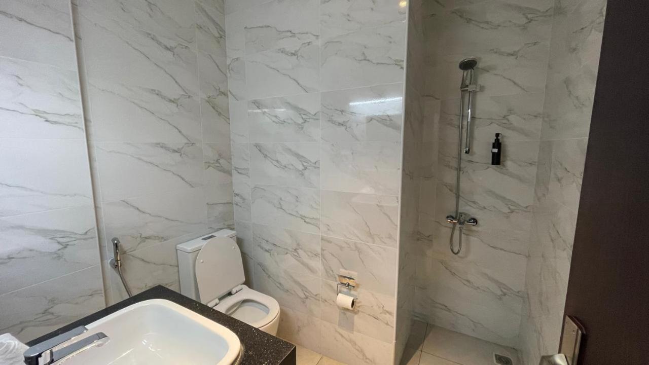 Ista Llc Quarto em Acomodações Particulares Dubai
