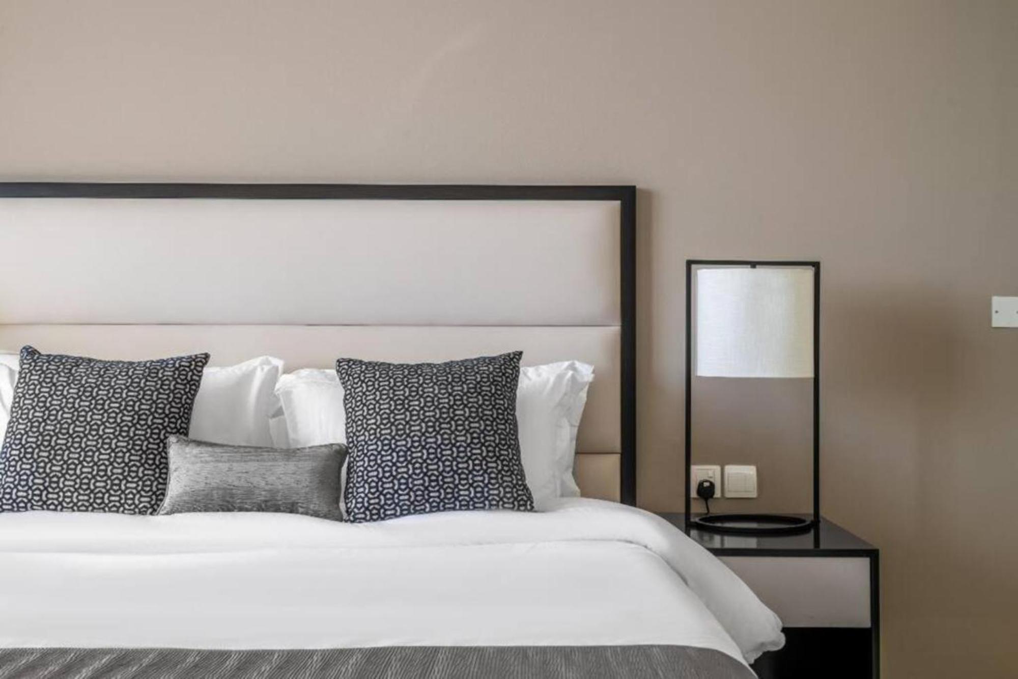 Exquisite 1bedroom With Views Apartamento Dubai