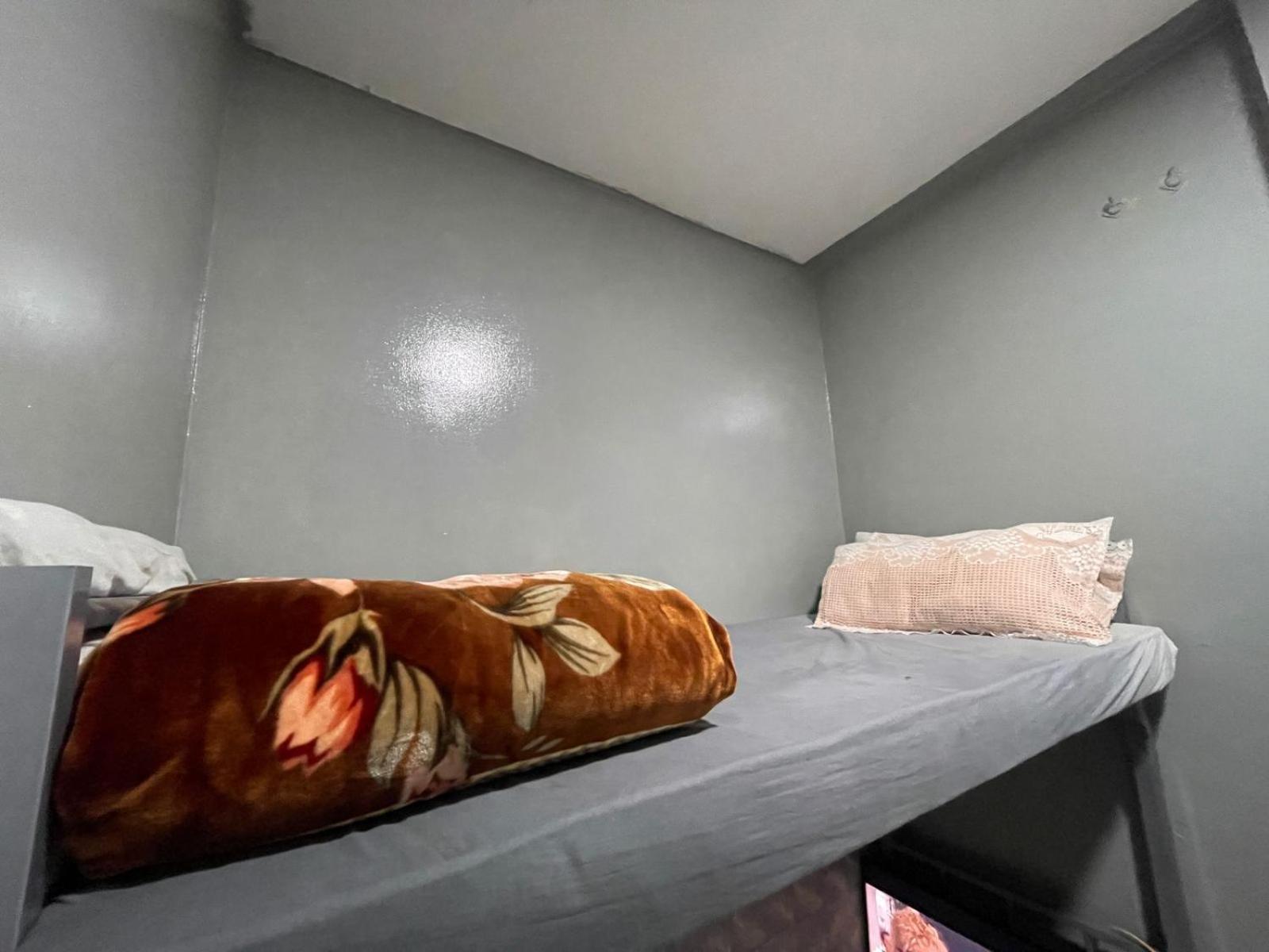 Kapselhotell Capsule Bed *