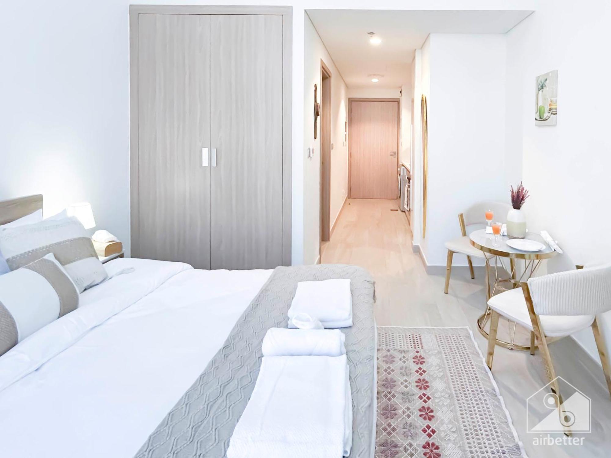 In Azizi Riviera Comfort And Convenience Apartemen Dubai