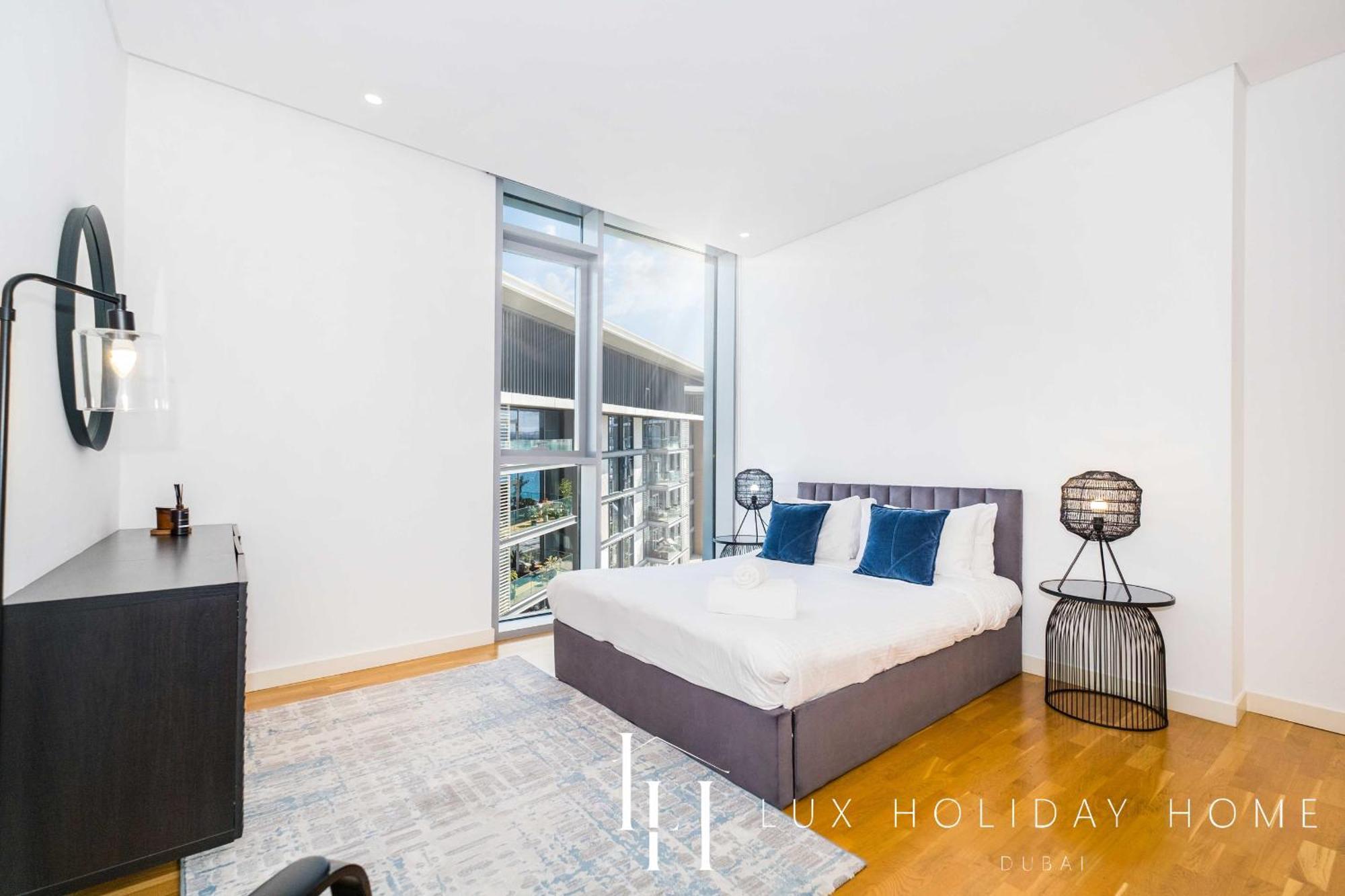 Lux - The Bluewater Island Apartemen Dubai