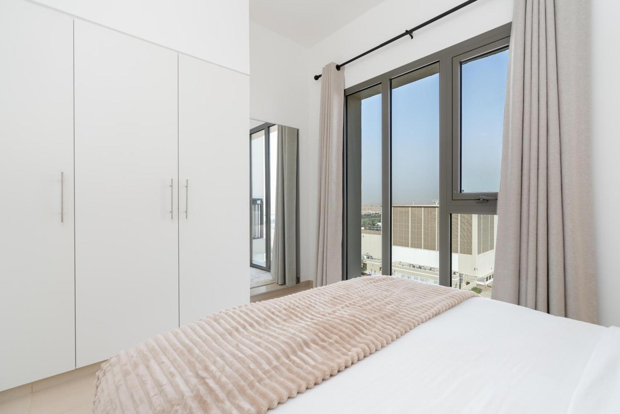 Urbanhomes - Exceptional 2 Bedroom In A Family Friendly Neighborhood Apartment Dubai