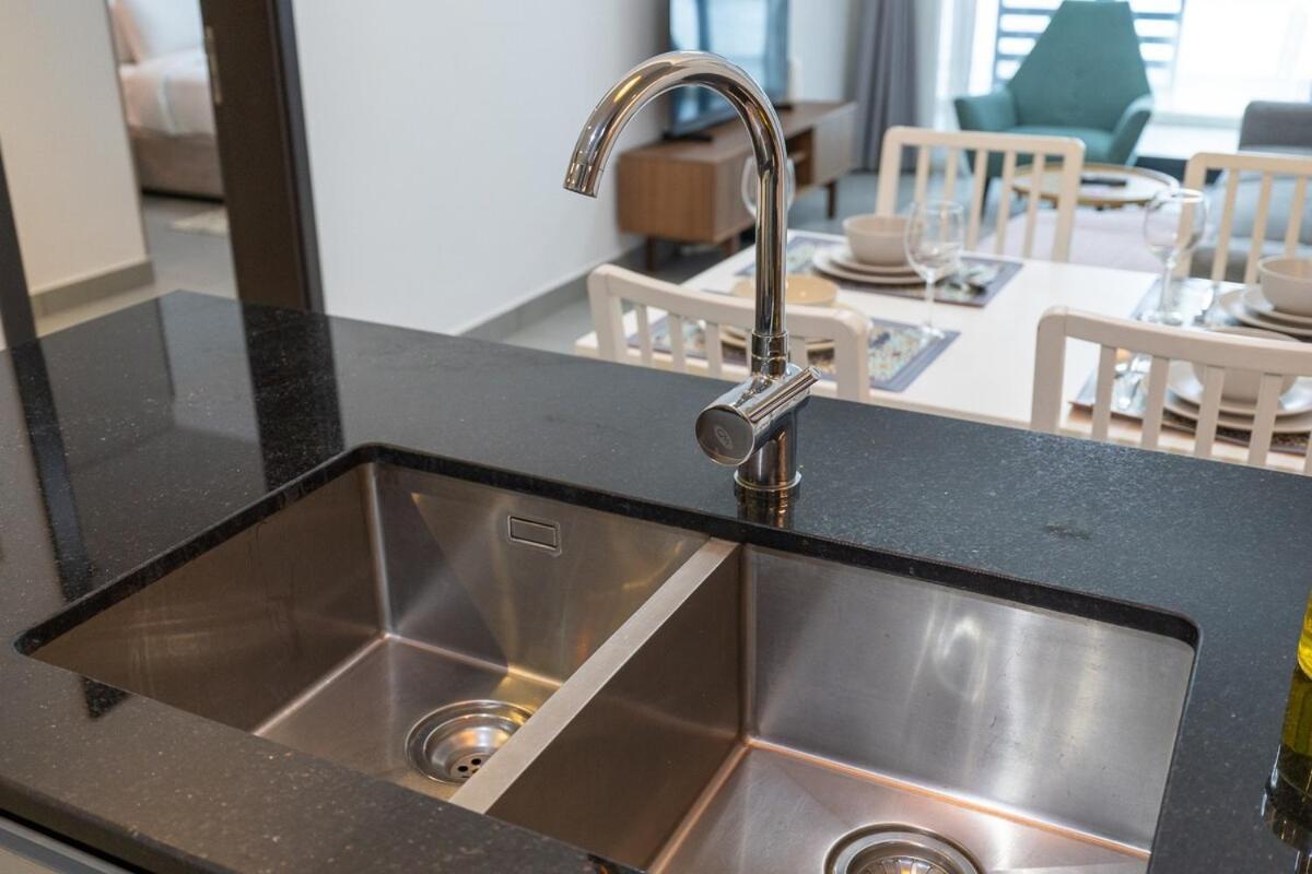 Stunning 1-bedroom For 3 At Rigel Residences In Jvc *