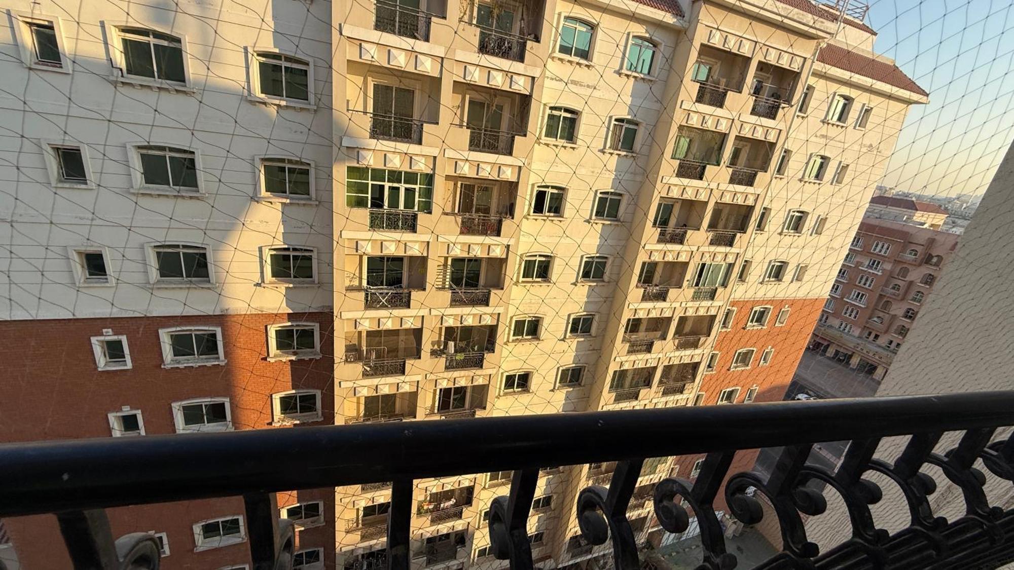Spacious With Balcony Trafalgar Tower International Appartamento Dubai