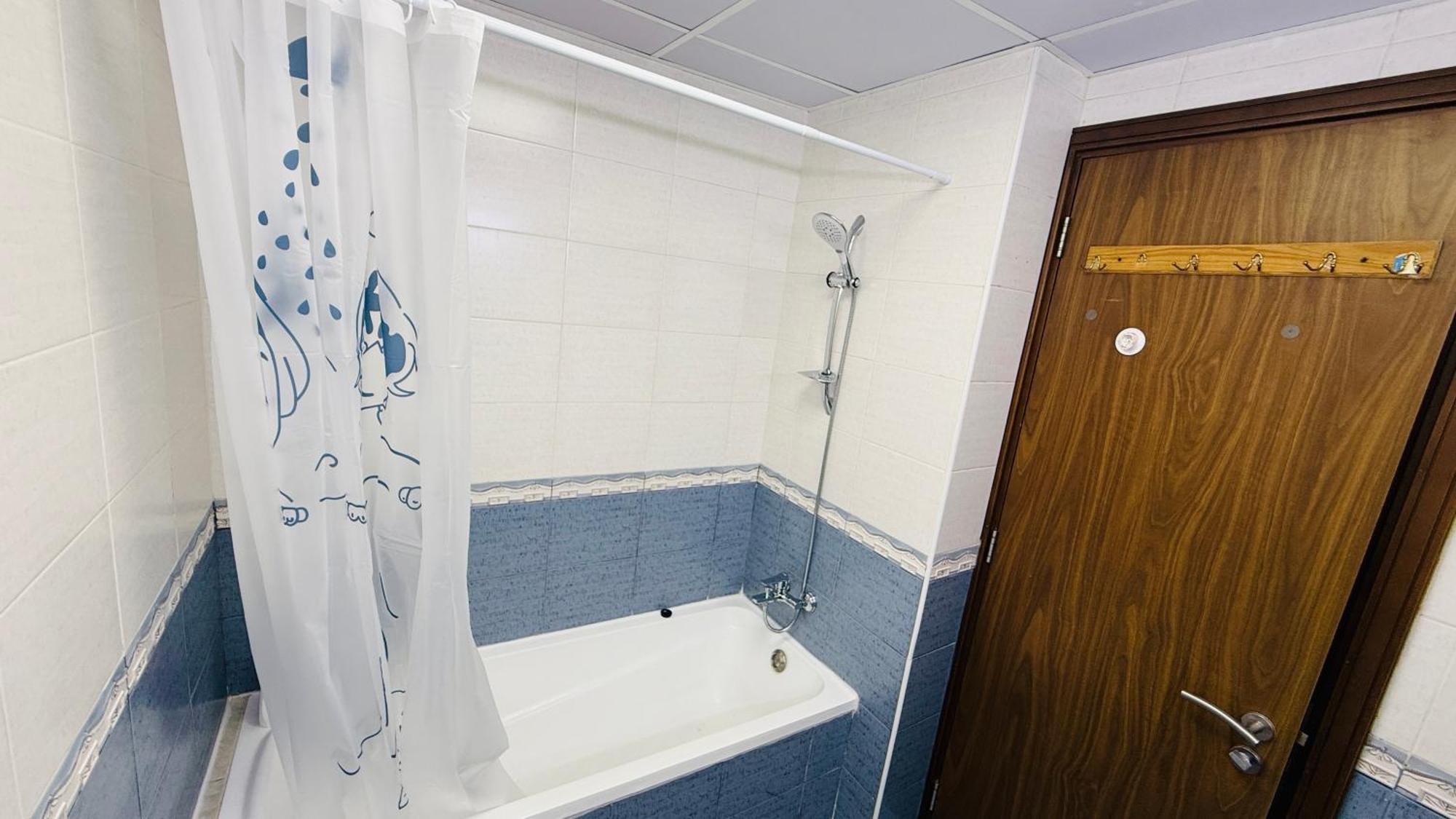 Spacious With Balcony Trafalgar Tower International Appartamento Dubai