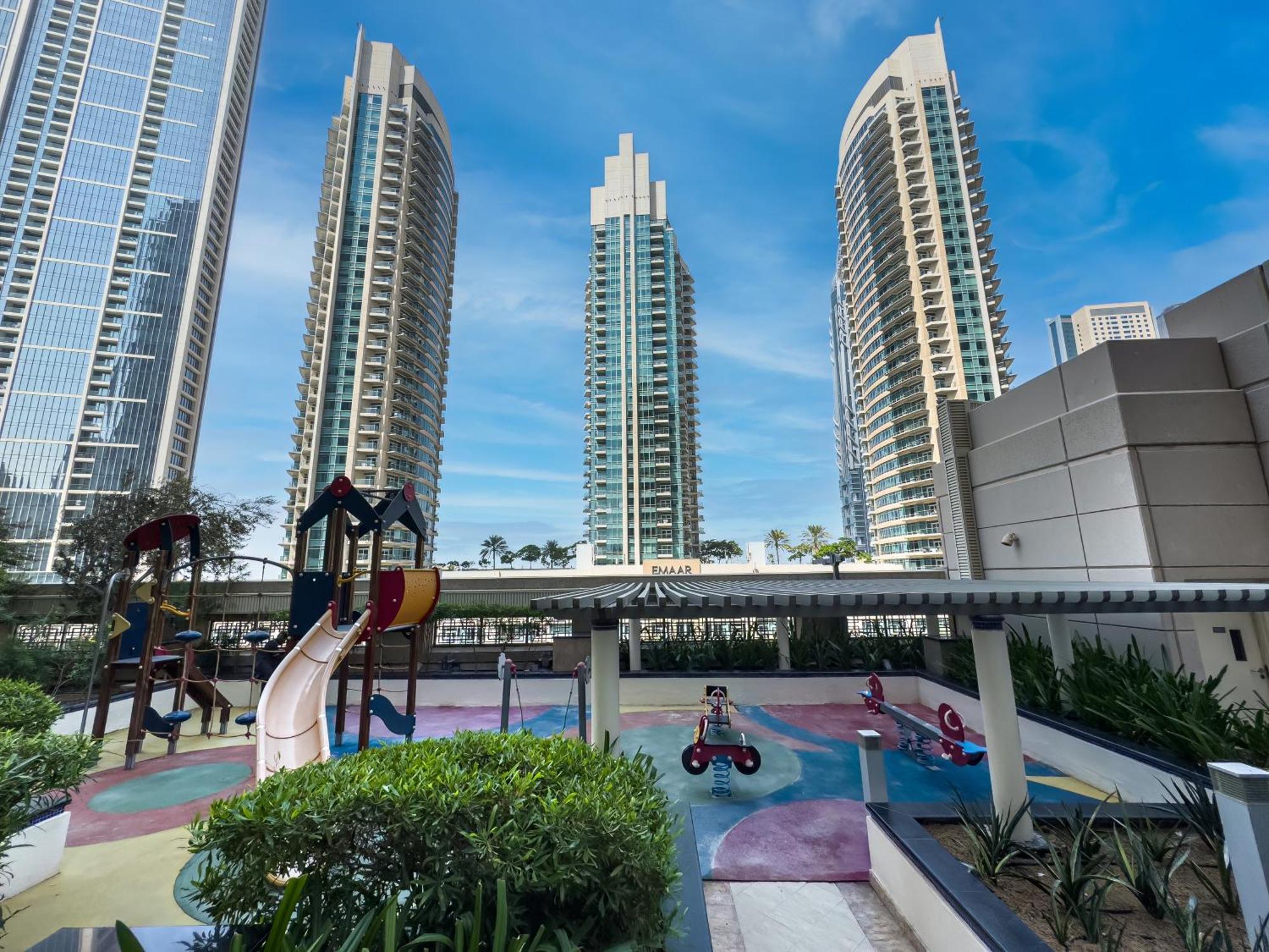 The Skyline Luxury Downtown Retreat * Dubaï