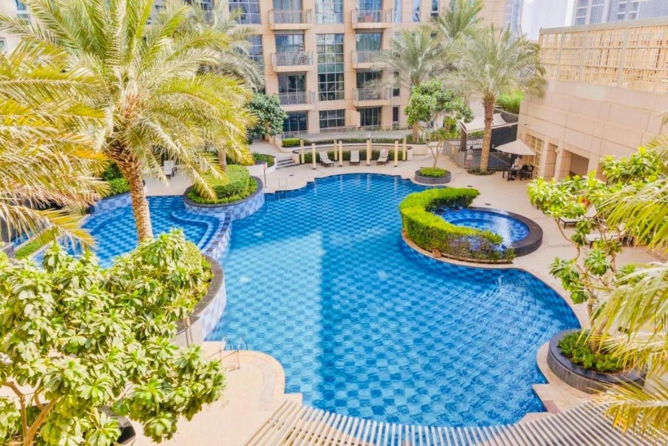 The Skyline Luxury Downtown Retreat * Dubaï