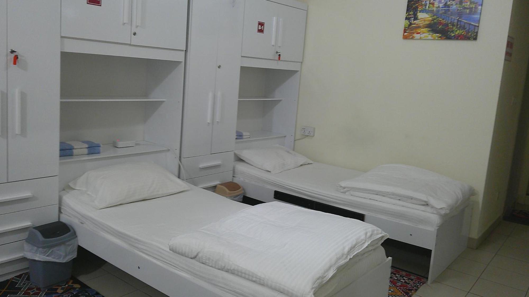 Inn Female Bed Space At Ruby Star - 4 Single Beds Dubái