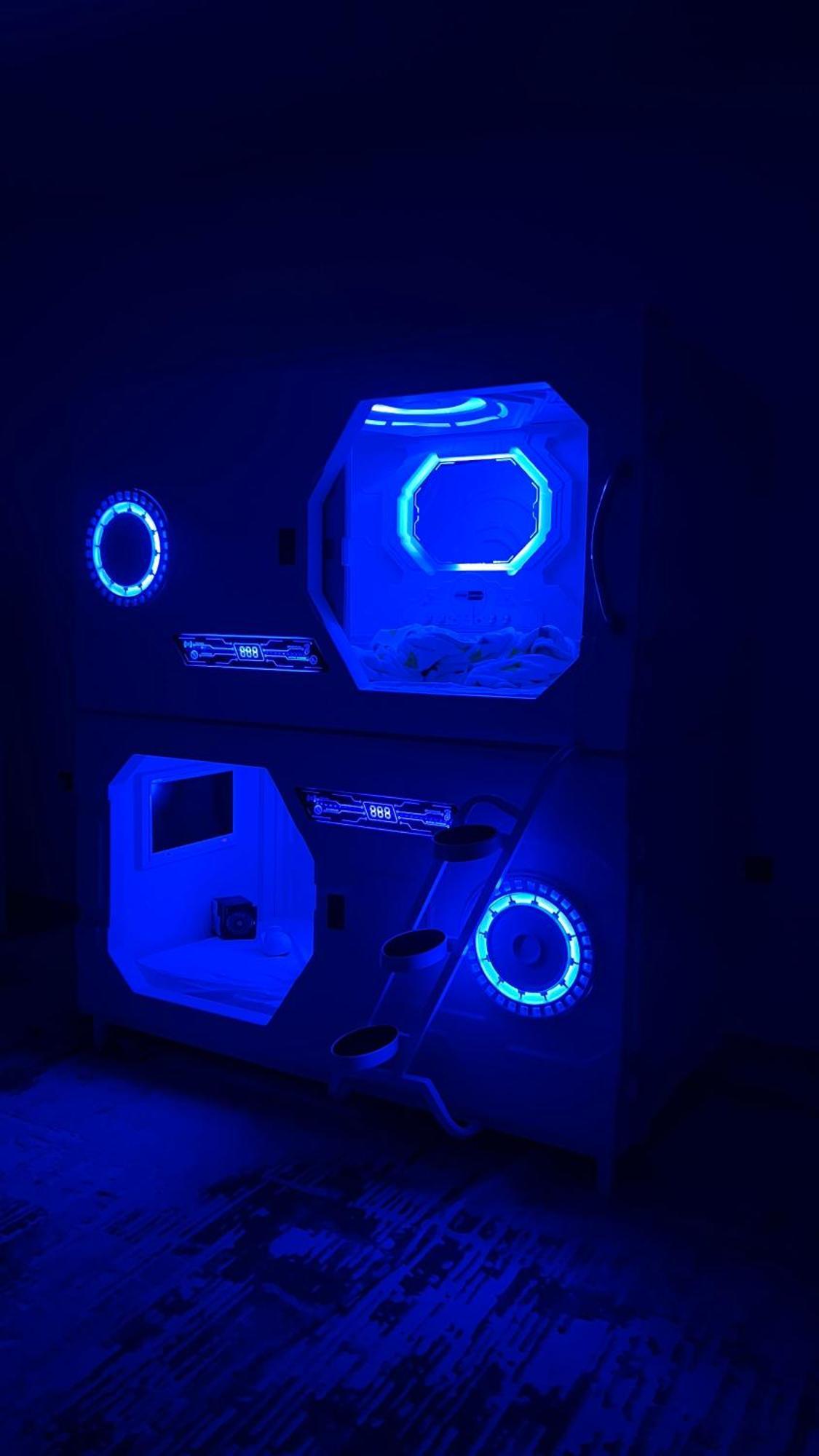 Alpha Centauri Hôtel capsule *