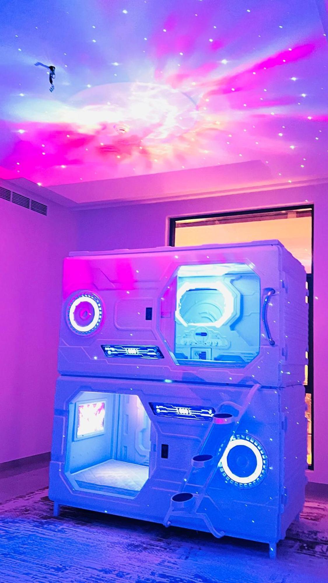 Hôtel capsule Alpha Centauri Dubaï