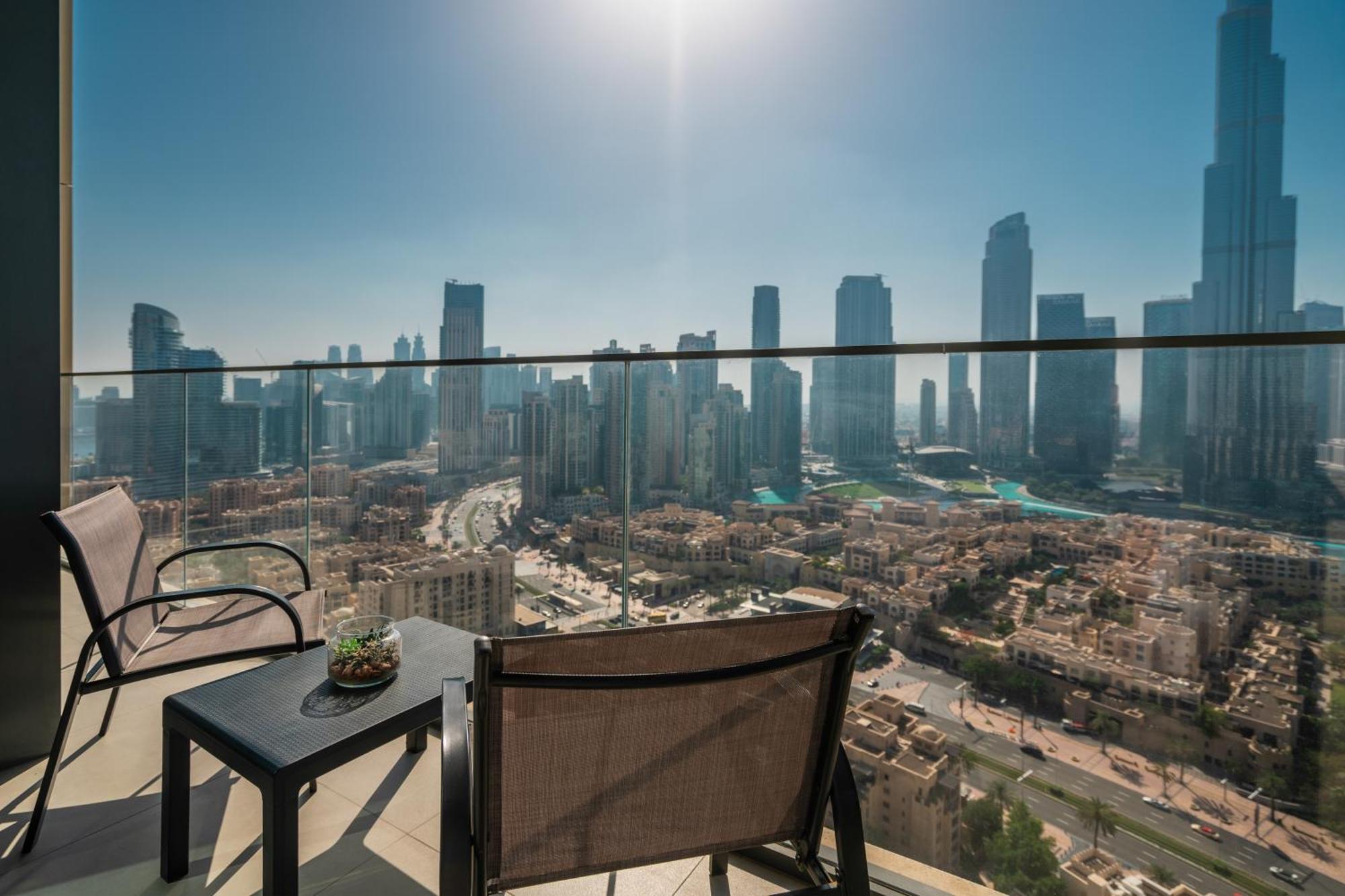 Lägenhet Prime Retreats @ Burj Royale By Emaar Dubai