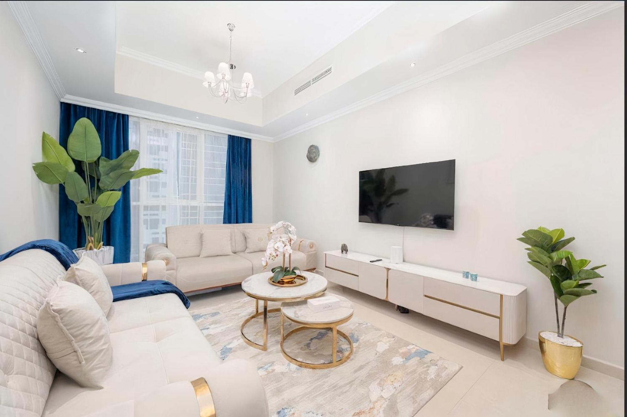 Apartamento Dunya Tower Luxury And 2 Min Walk To Mall And Burj Khalifa In Heart Of Downtown *
