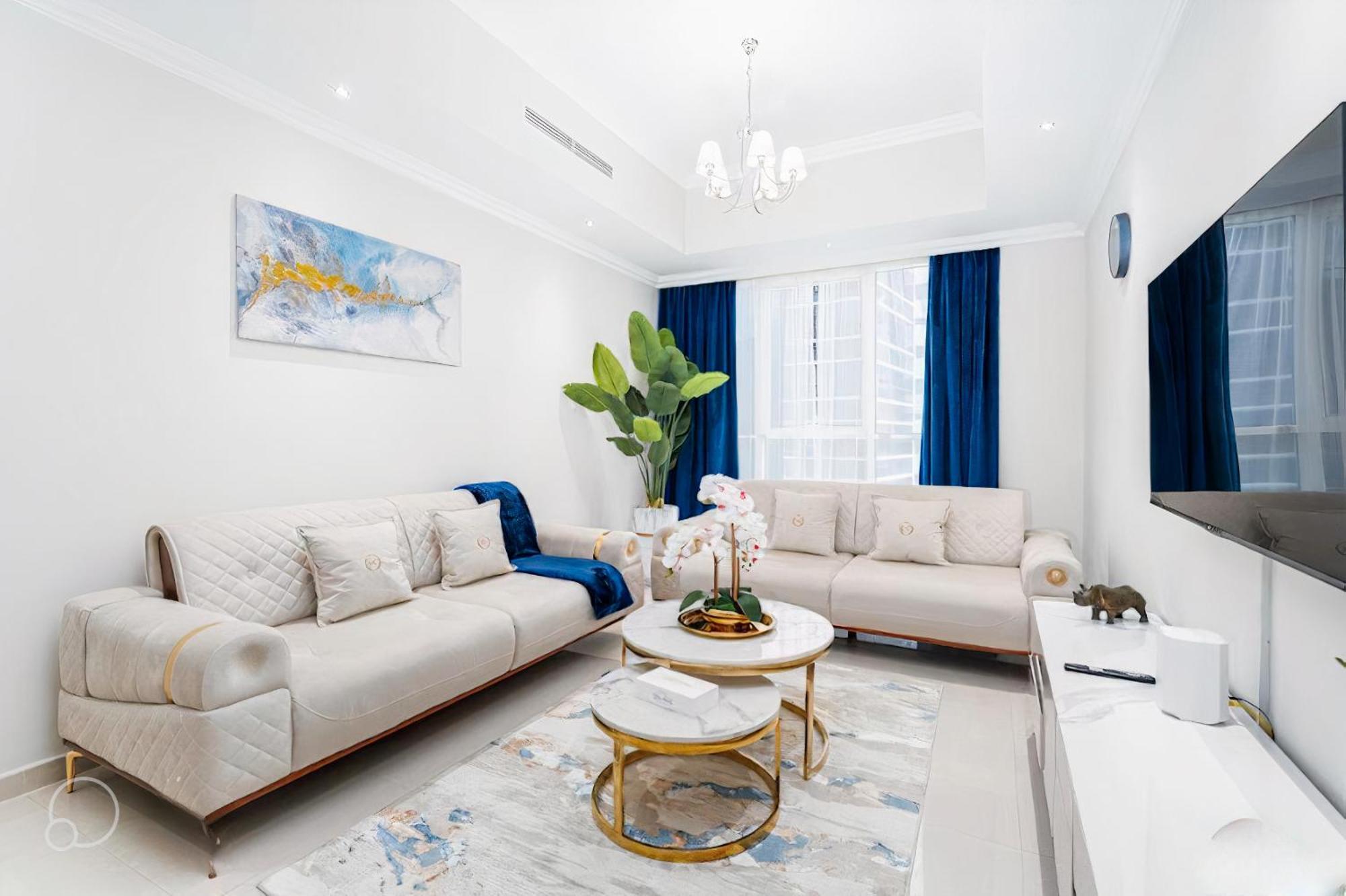 Apartamento Dunya Tower Luxury And 2 Min Walk To Mall And Burj Khalifa In Heart Of Downtown *