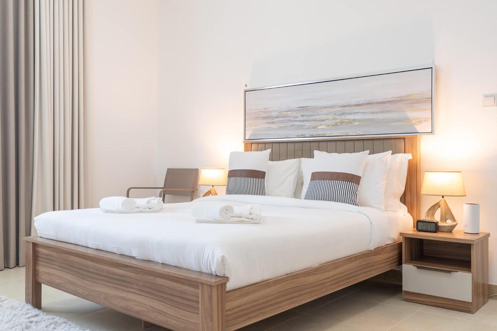 Appartement Elegant 2-bedroom Flat With Pool View In Marina *