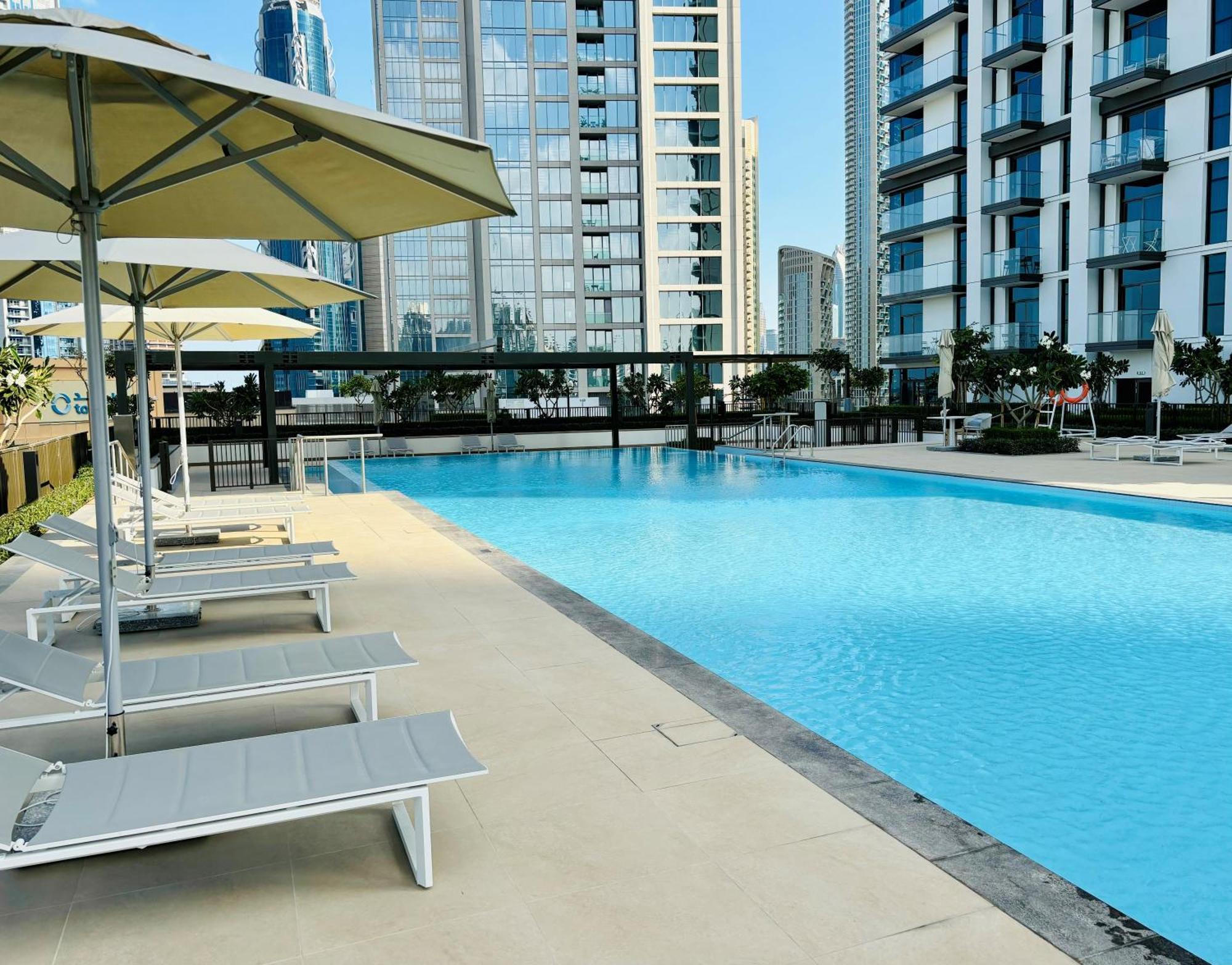 Apartamento Lux Escape, Burj Crown Opera View, Near Mall