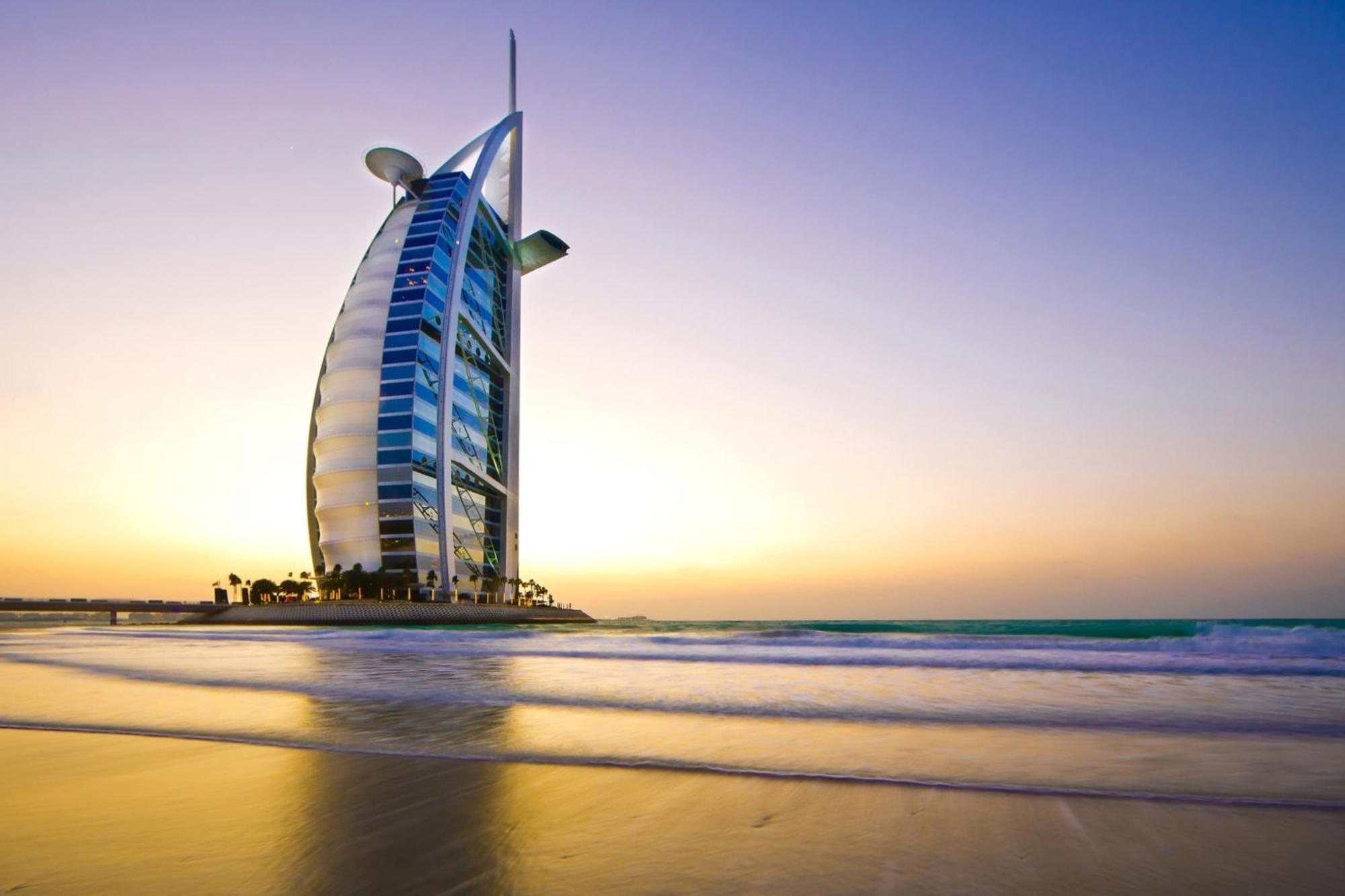 Lux Escape, Burj Crown Opera View, Near Mall Apartamento *