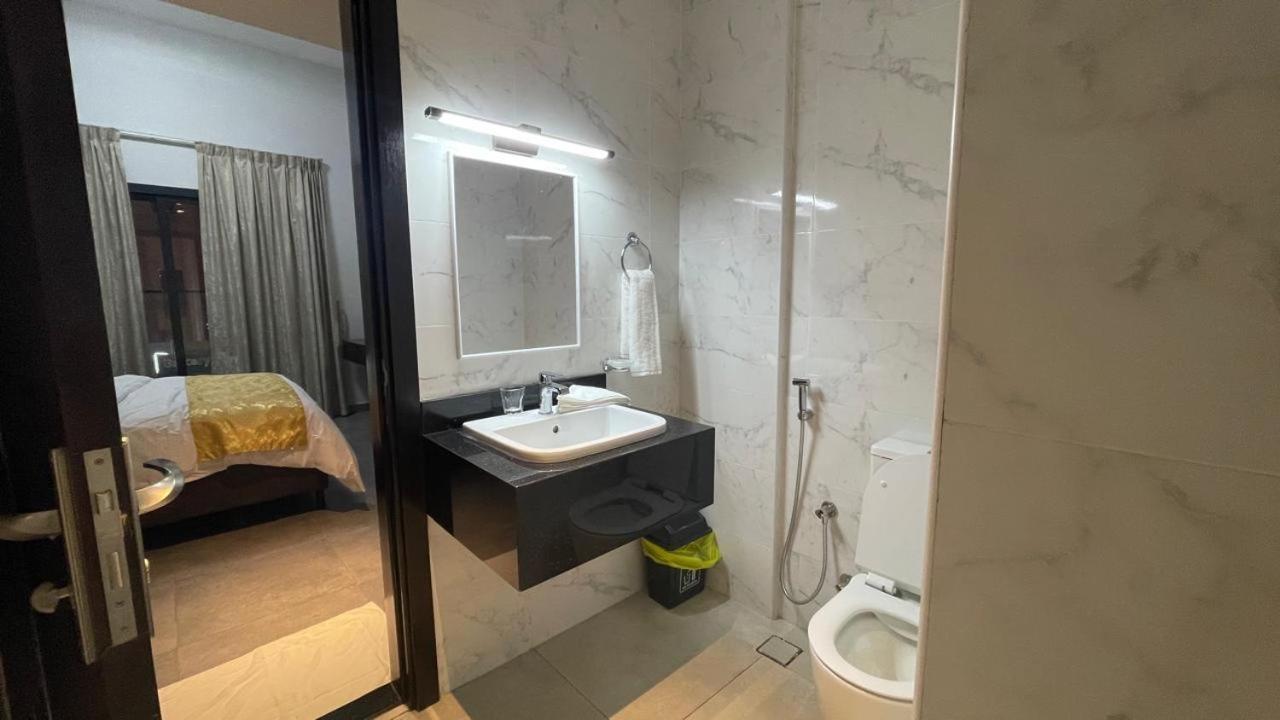 Quarto em Acomodações Particulares Ista Llc *