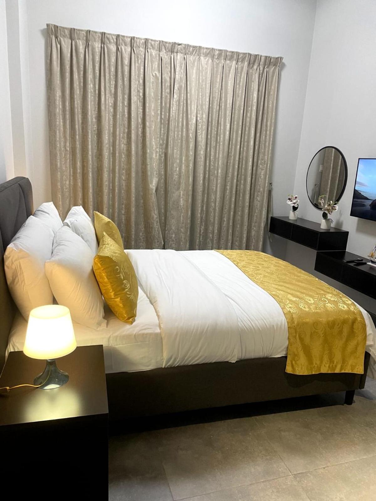 Quarto em Acomodações Particulares Ista Llc Dubai