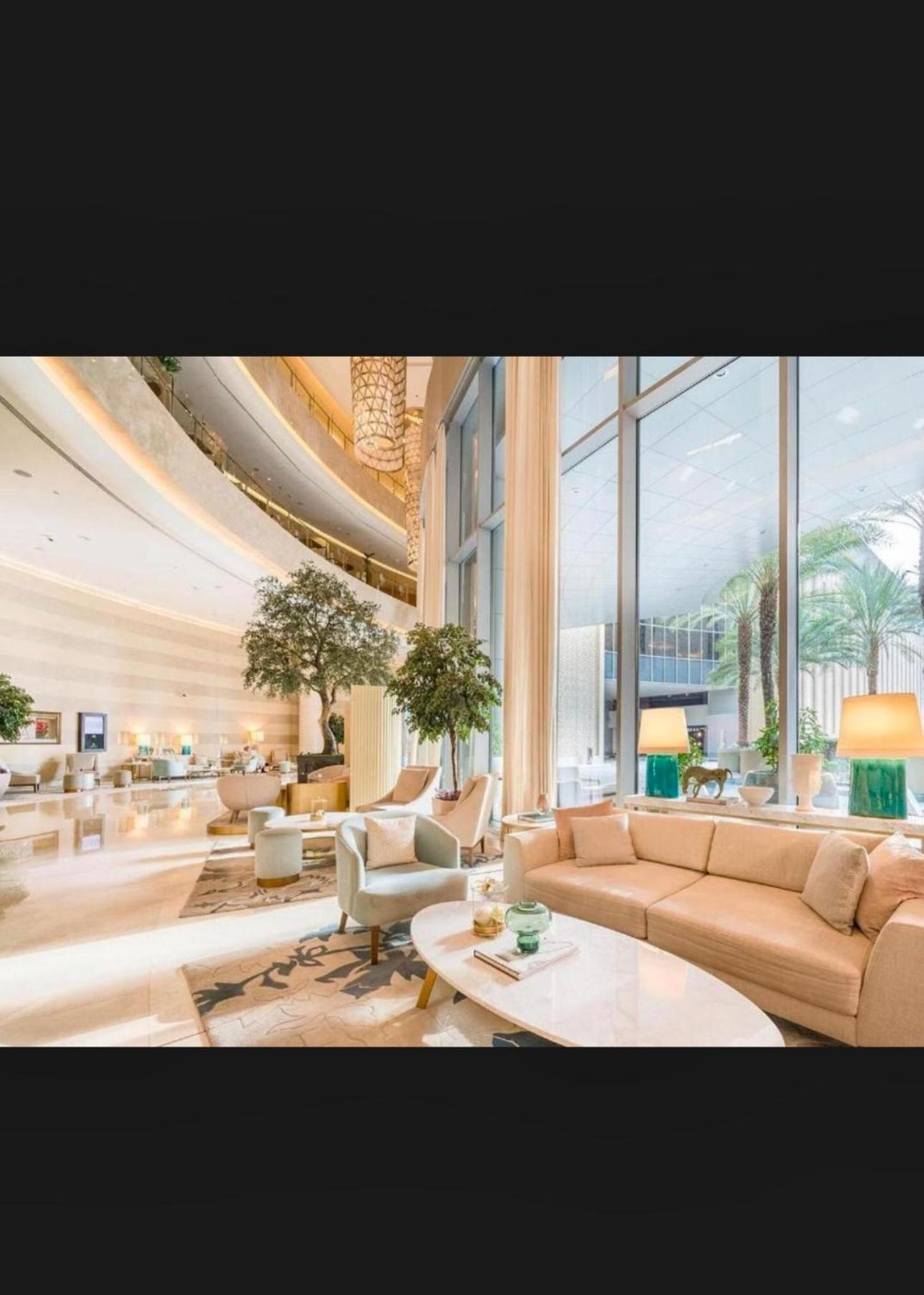 Apartamento Address Marina Mall - Full Marina Views, Balcony, Kitchen & Parking Dubái