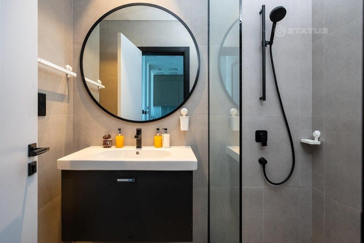 2br-bd-15ns Burj Khalifa Canal Views Apartamento