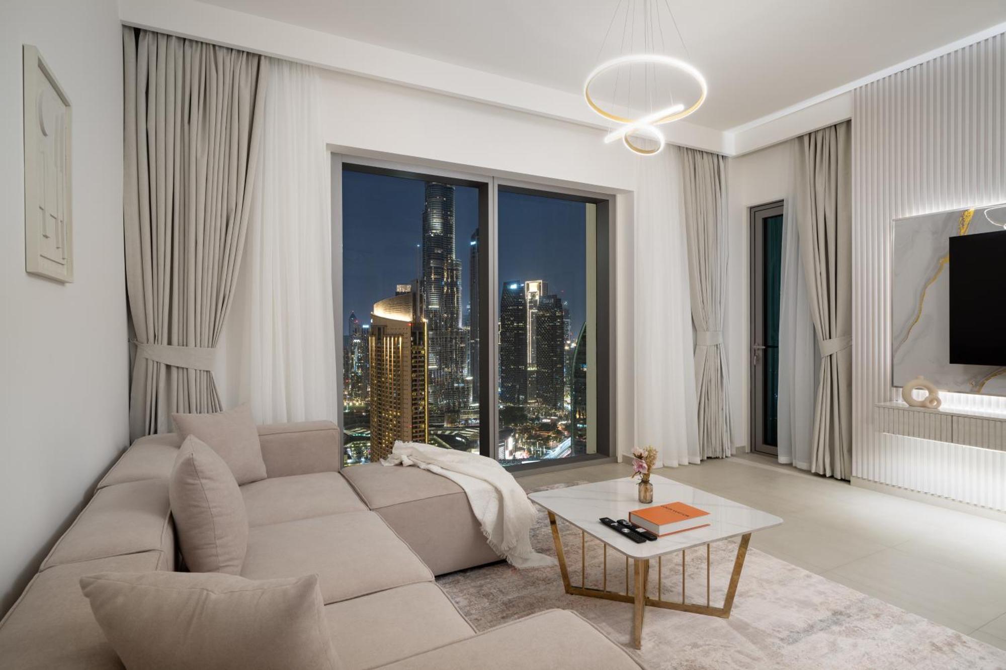Peaceful Dunes 1 - Burj Khalifa & Mall