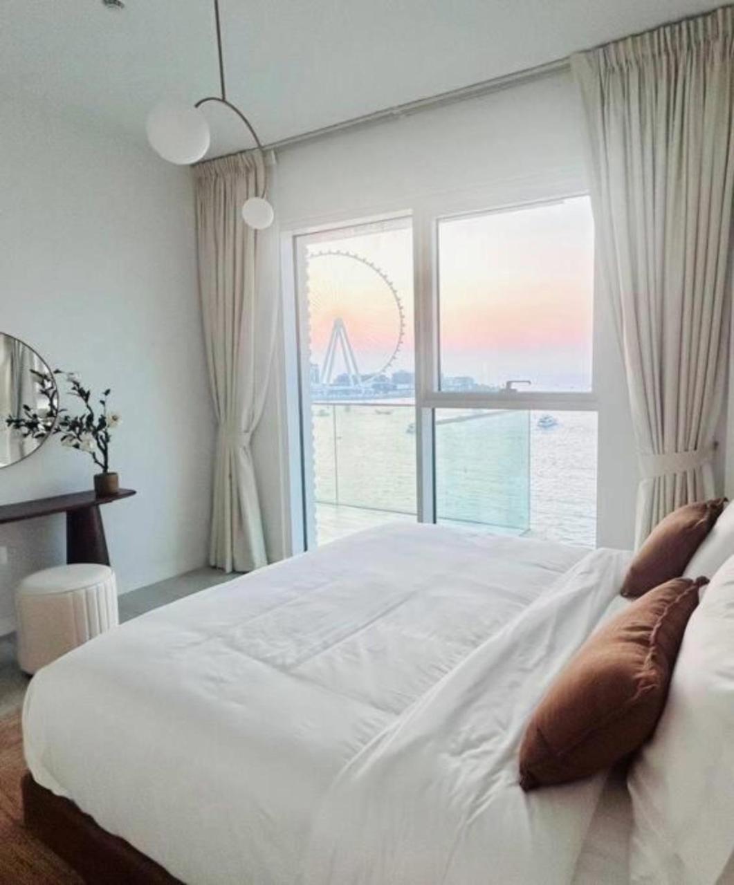 La Vie - 2 Bedroom Beachfront Full Sea View In Jbr- From To August Only Monthly Bookings Accepted Apartamento