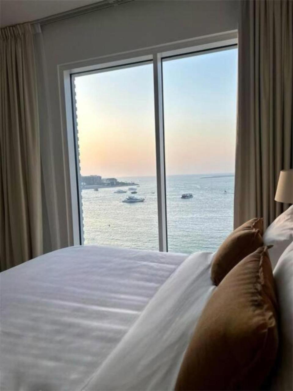 La Vie - 2 Bedroom Beachfront Full Sea View In Jbr- From To August Only Monthly Bookings Accepted Apartamento