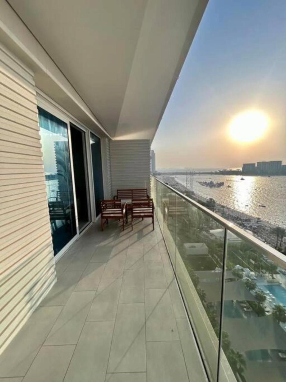 La Vie - 2 Bedroom Beachfront Full Sea View In Jbr- From To August Only Monthly Bookings Accepted Apartamento