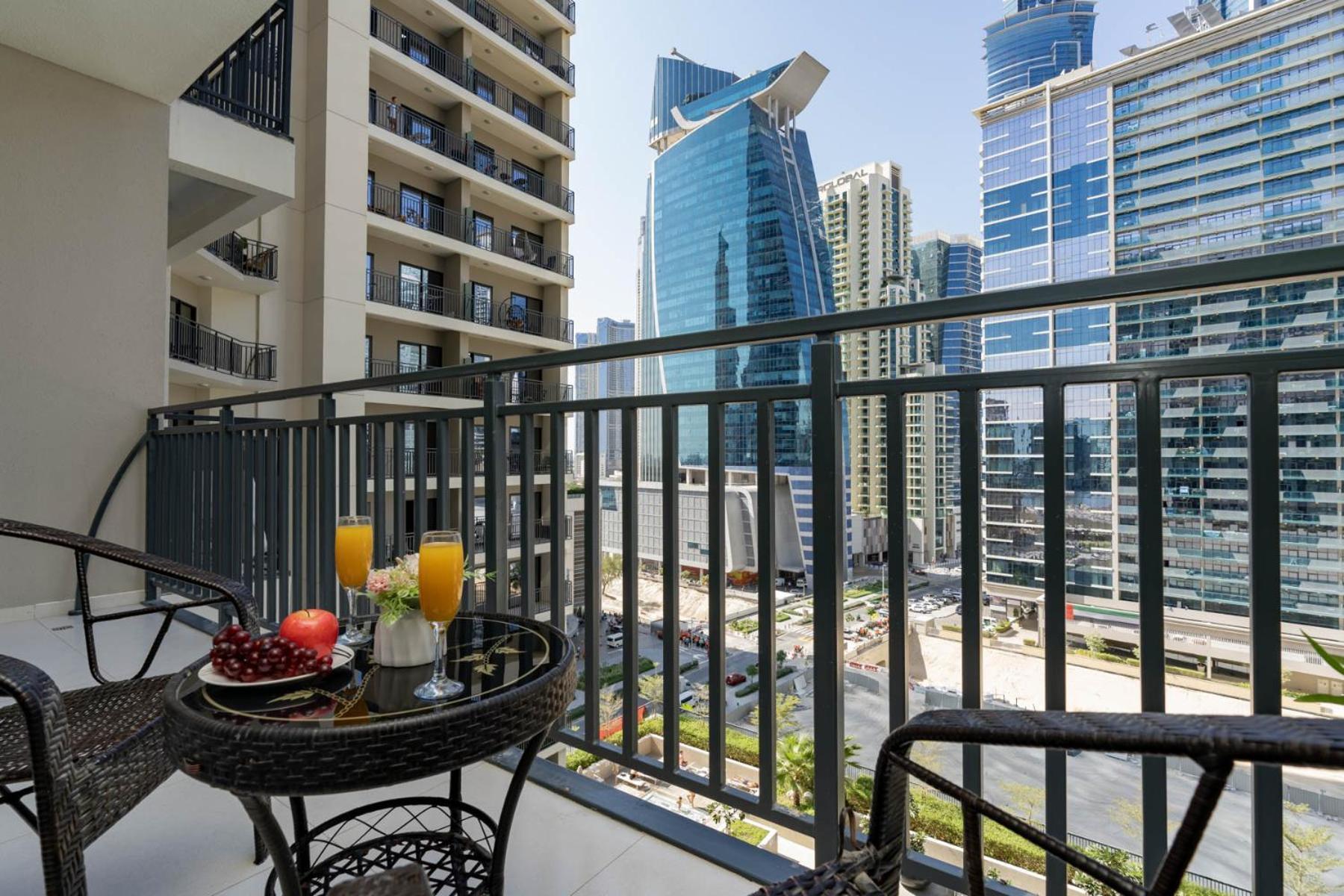 Stylish And Versatile For Business Or Leisure Appartement *