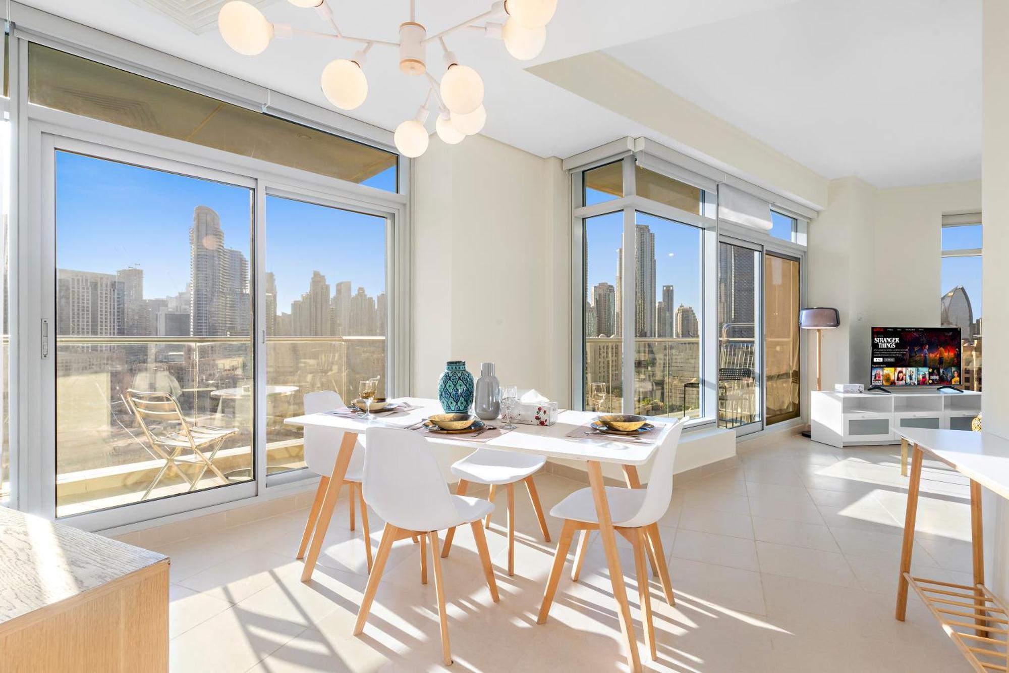 Prime 2br With Balcony & Full Burj Khalifa Views Appartement *