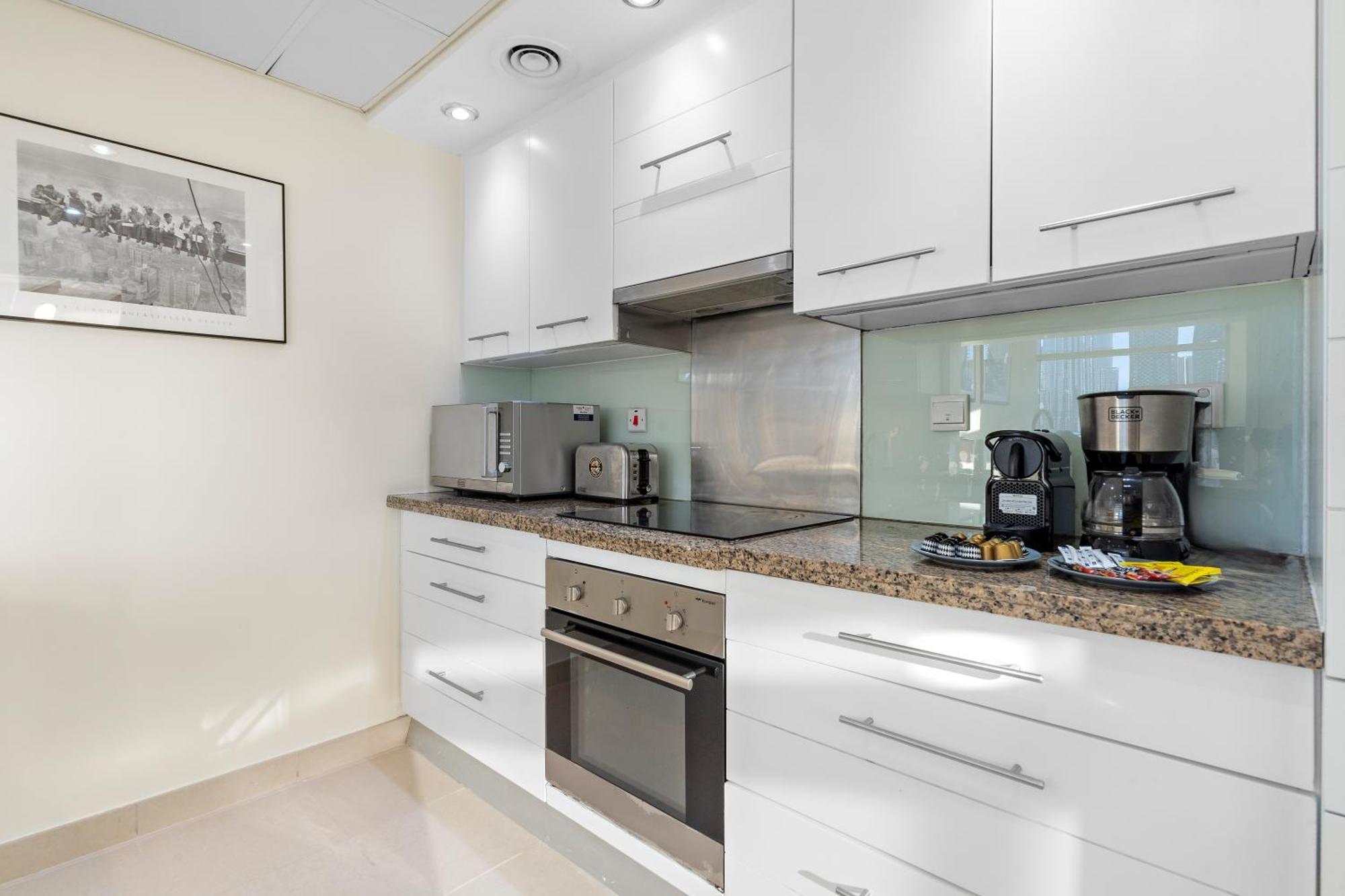 Prime 2br With Balcony & Full Burj Khalifa Views Dubaï