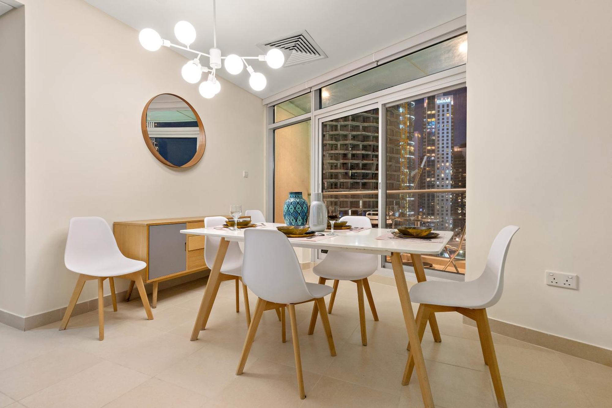 Prime 2br With Balcony & Full Burj Khalifa Views * Dubaï