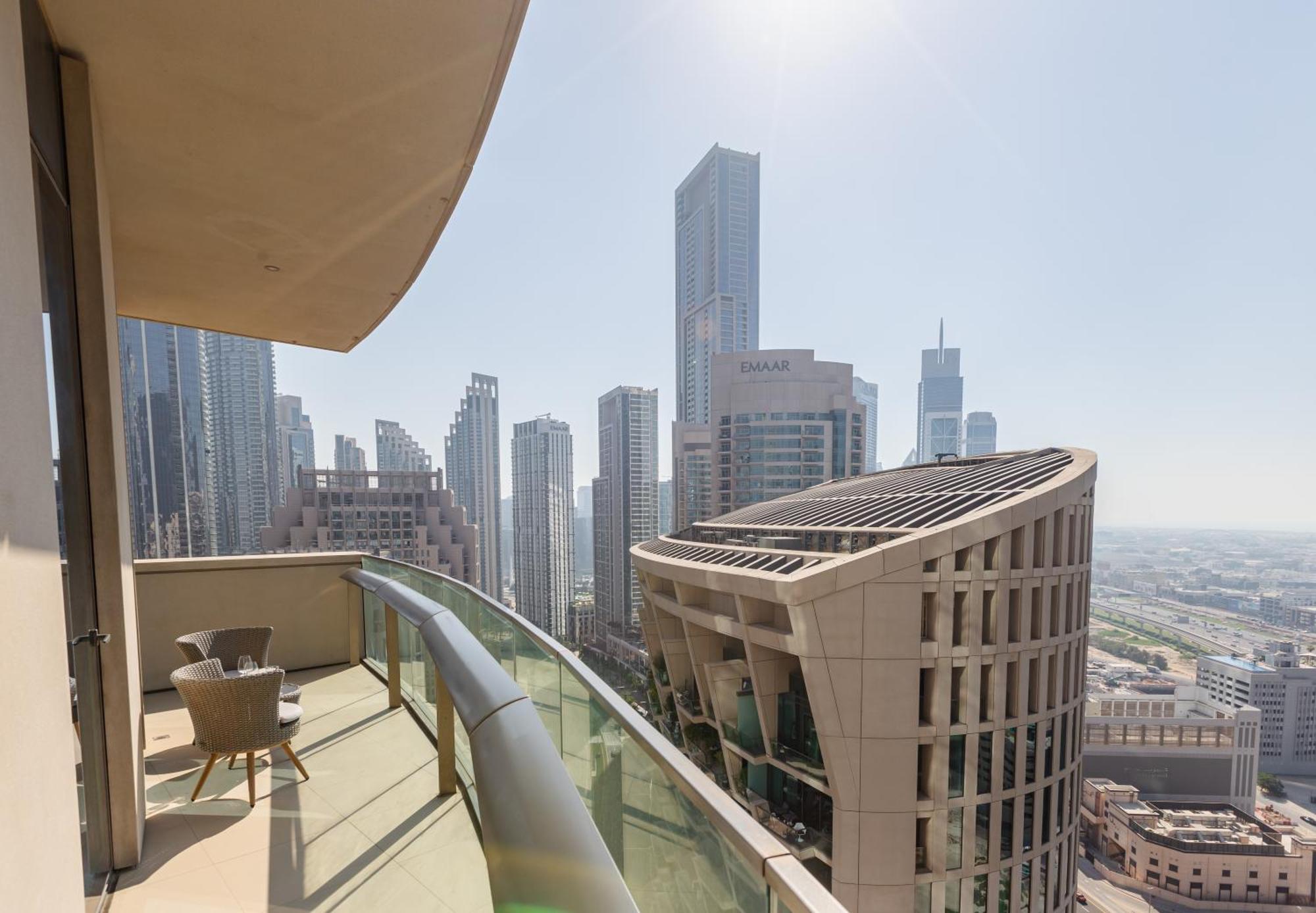Mall Direct Access - Burj Vista *