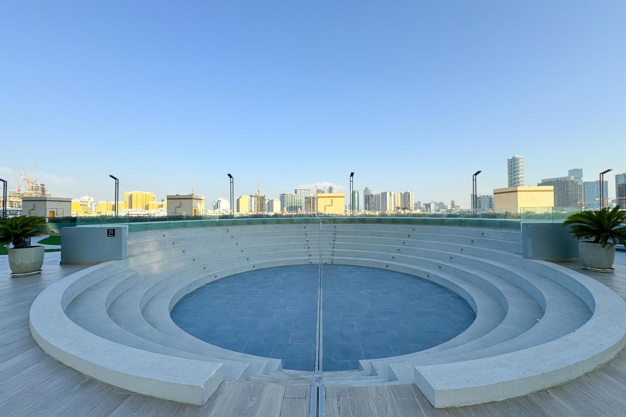 Bright And Stylish In Jvc With Skyline View Appartement *