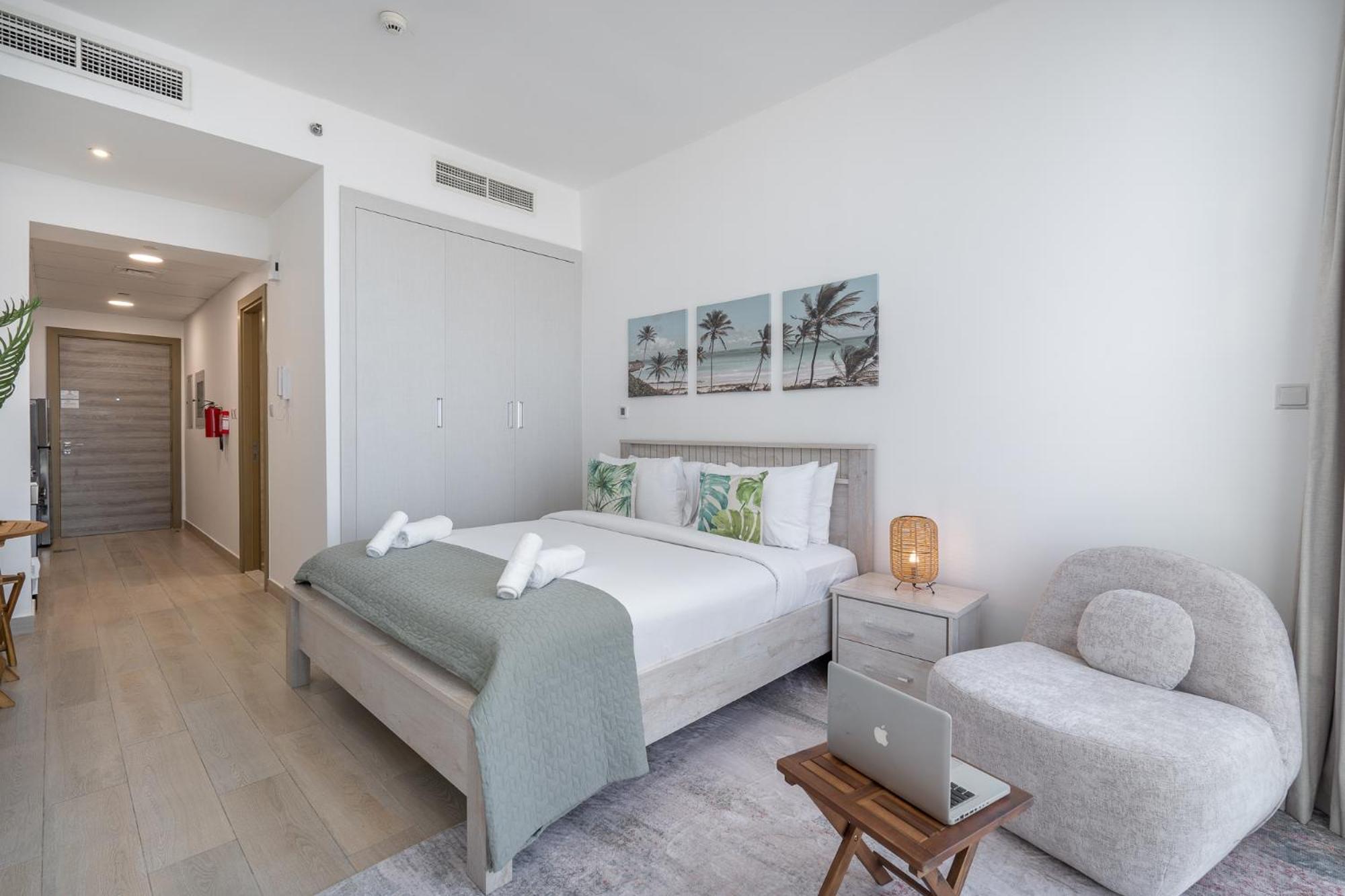Appartement Bright And Stylish In Jvc With Skyline View Dubaï