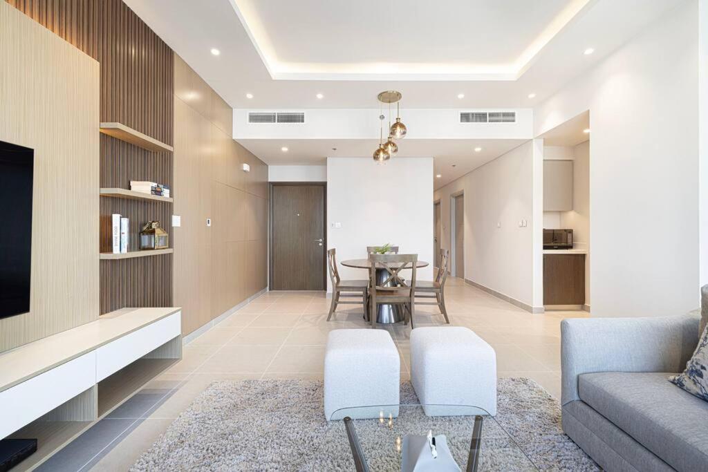 2bed-400m From Burj Khalifa- Heart Of Appartement Dubaï