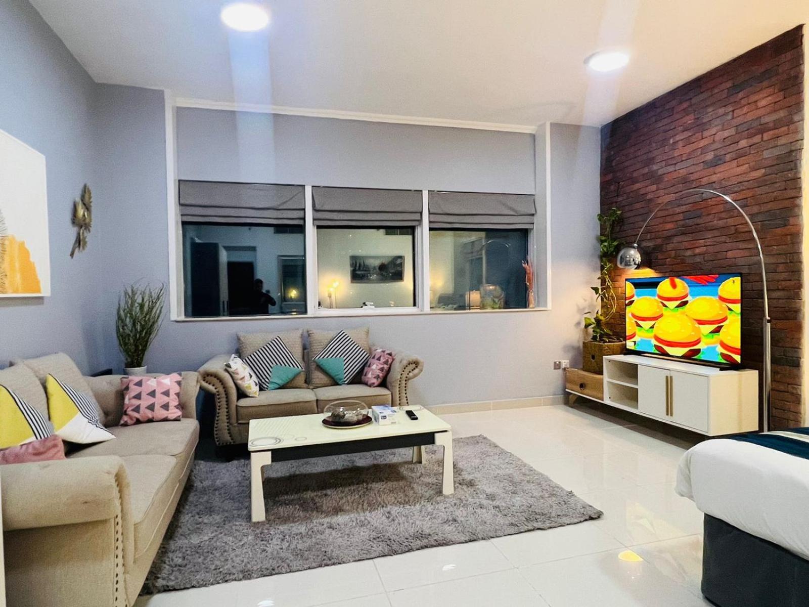 Gasthof Private In 3 Bedroom Skynest Homes Marina Pinnacle *