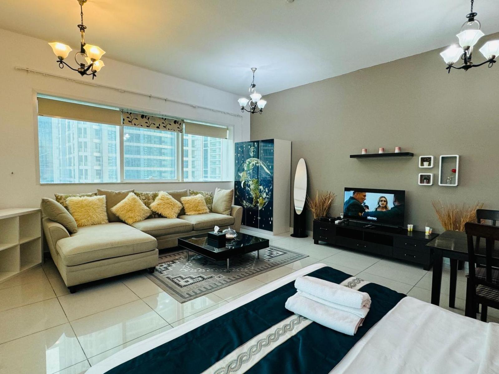 Private In 3 Bedroom Skynest Homes Marina Pinnacle Gasthof