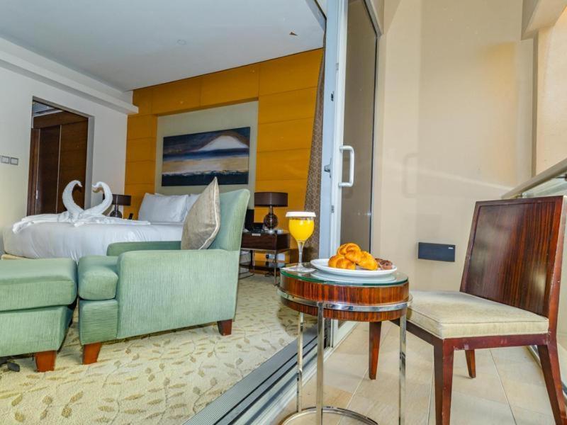 Lägenhet Paradise View - The Mall Residences