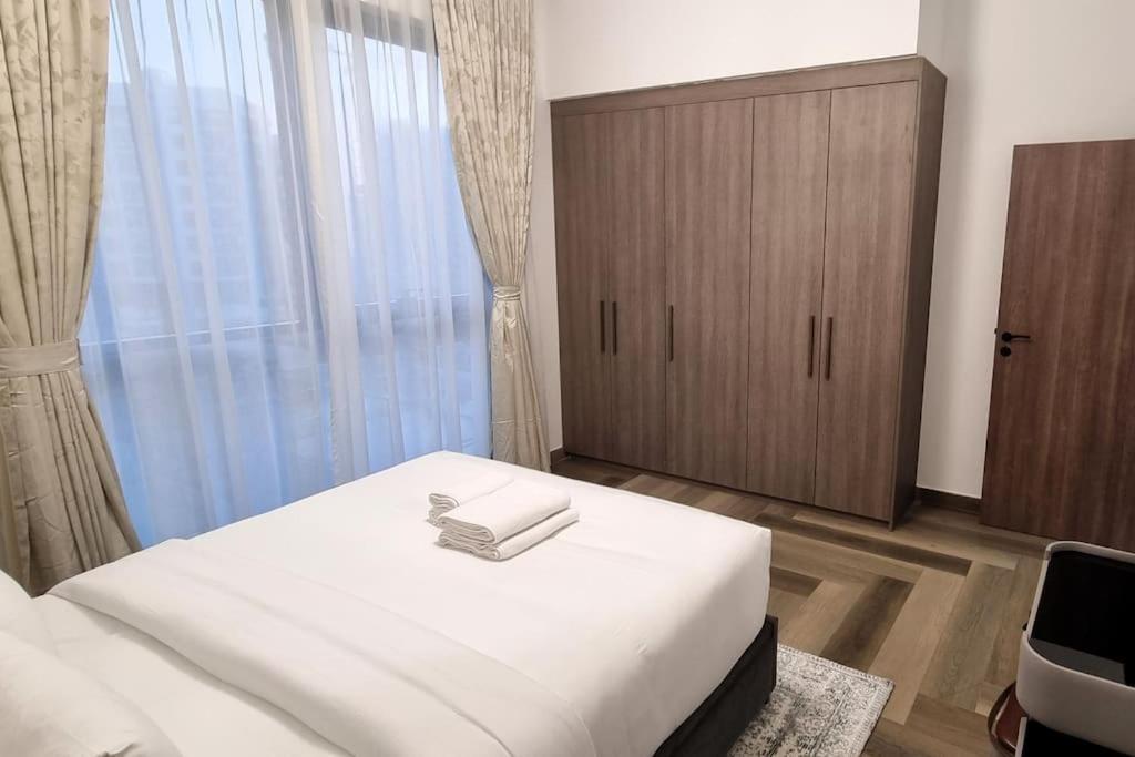 Apartment Elegant At Arjan Joya Blanca Dubai