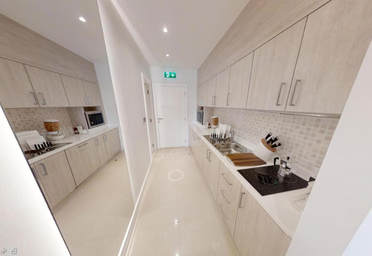 Luxury Studio With Free Infinity Pool Beach Gym And Parking Apartamento *
