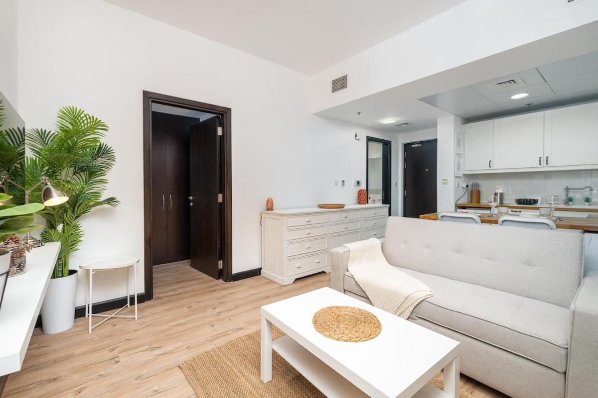 Relaxing Awesome 1-bedroom In Jvc Apartamento Dubai