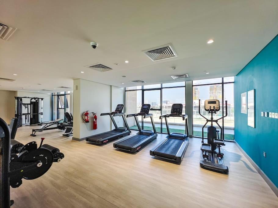 Relaxing Retreat In Vibrant Meydan Appartement *