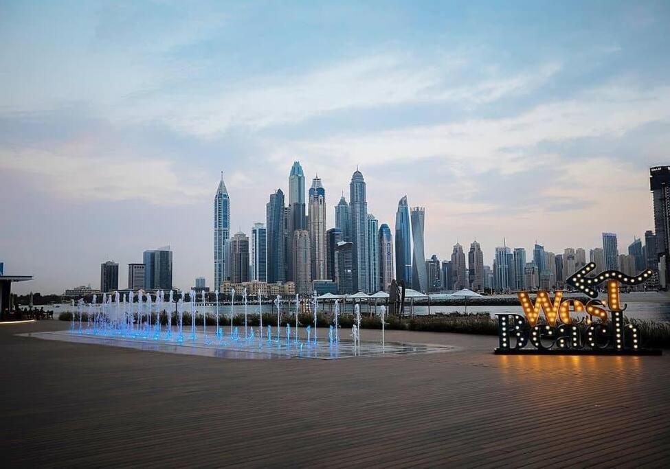 Apartment 1 Bedroom 65m2, Infinity Pool, West Beach, Noise Insulation