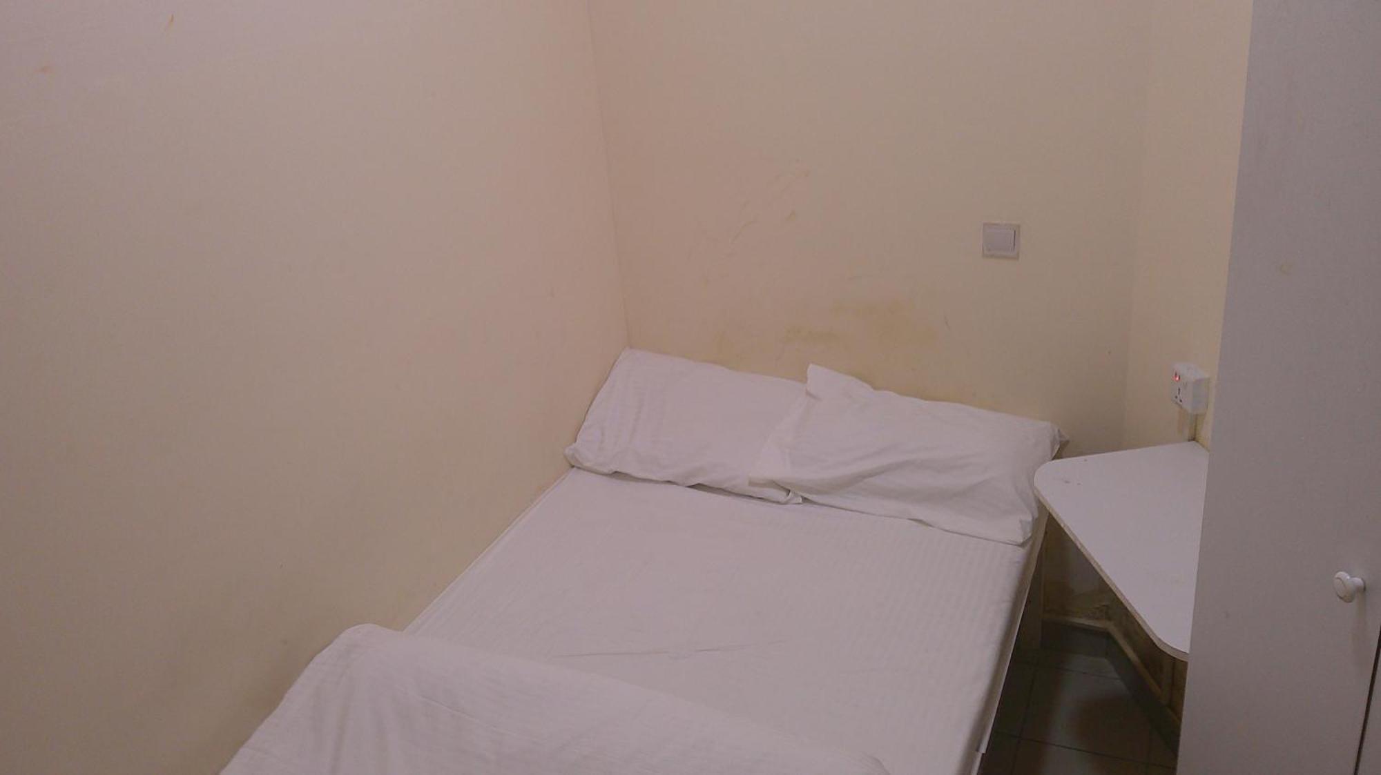 Han Ruby Star Budget With Shared Washroom Access G06 Dubai
