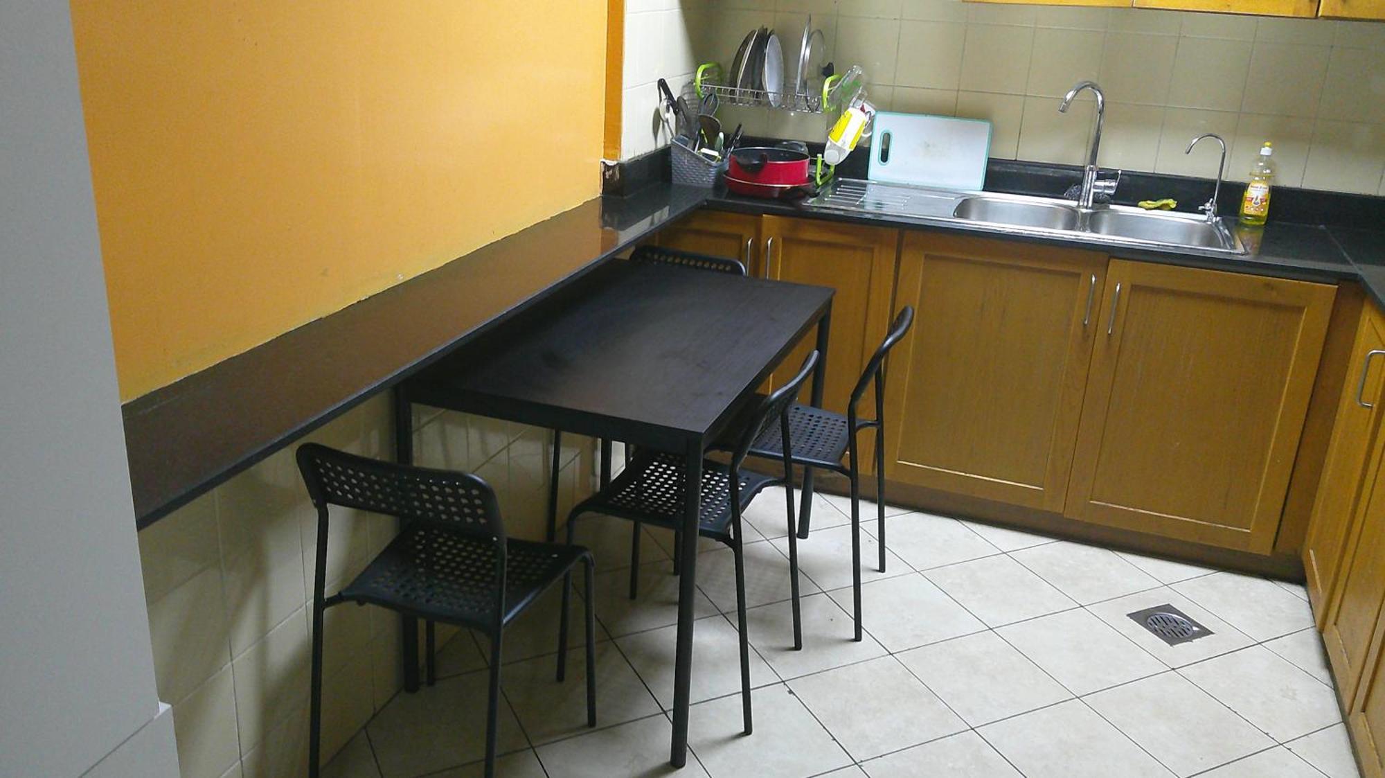 Ruby Star Budget With Shared Washroom Access G06 Dubai